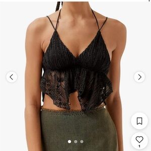 UO black crop tank NWT